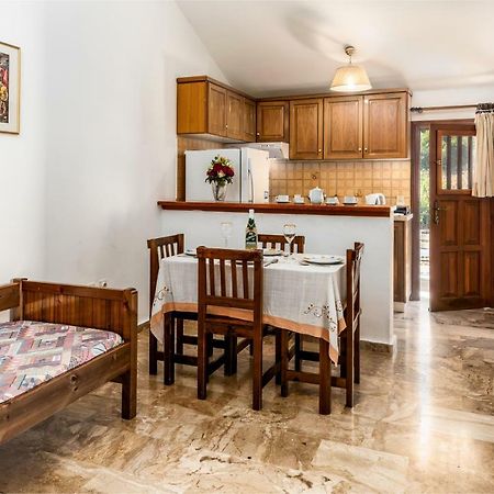 Areti Apartments 波罗斯 外观 照片